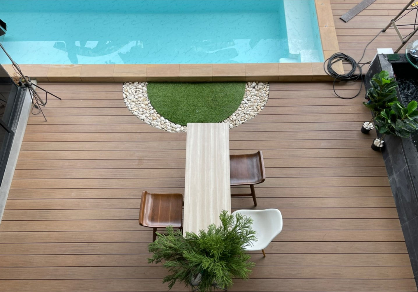 Outdoor(ภายนอก)