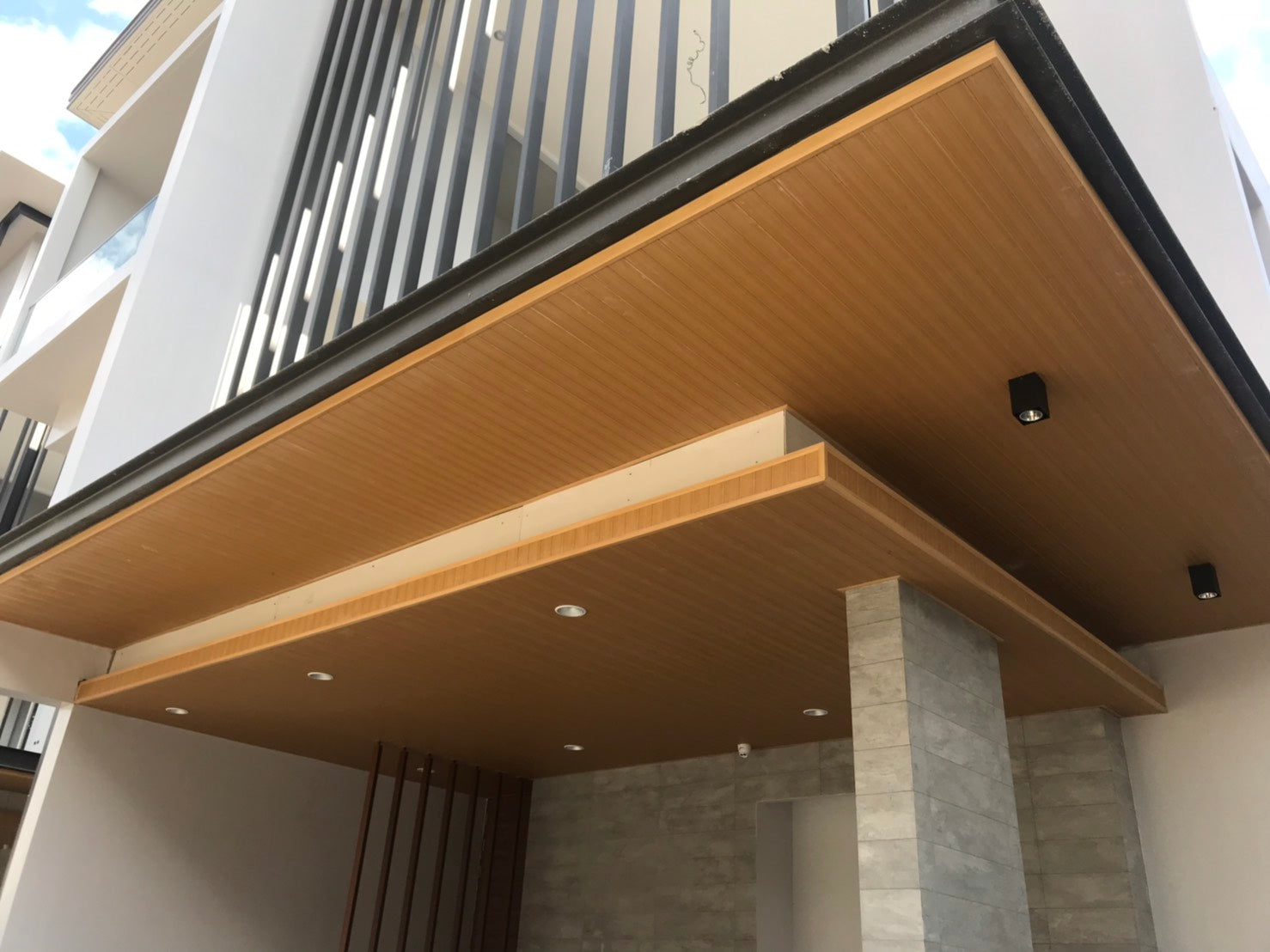 ไม้เทียมไทย